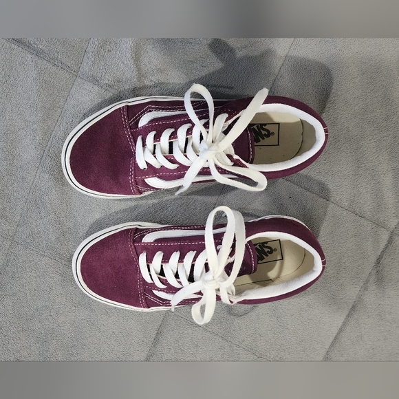 Vans Kids Shoes in Purple and White - Picture 5 of 6